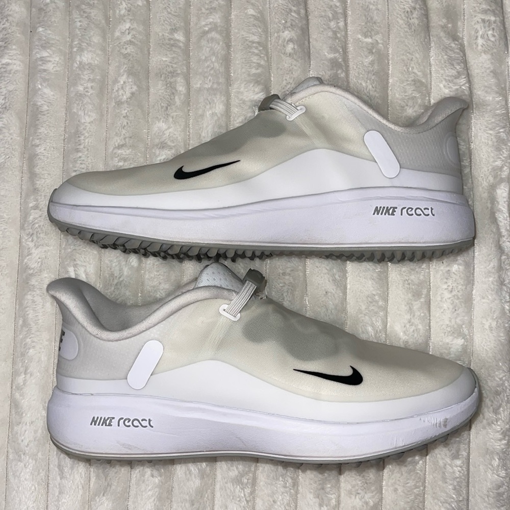 Nike Women’s React Ace Tour | Size 9